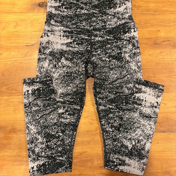 Athleta Leggings! - Picture 4 of 4